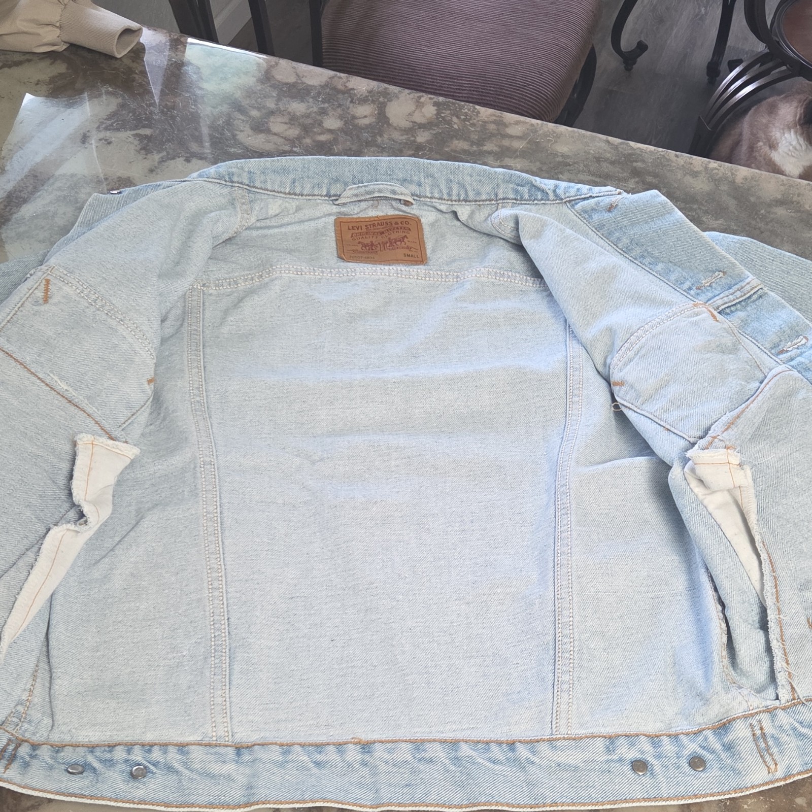Vintage 1990s Levi Denim Light Blue Jacket 70507-4834