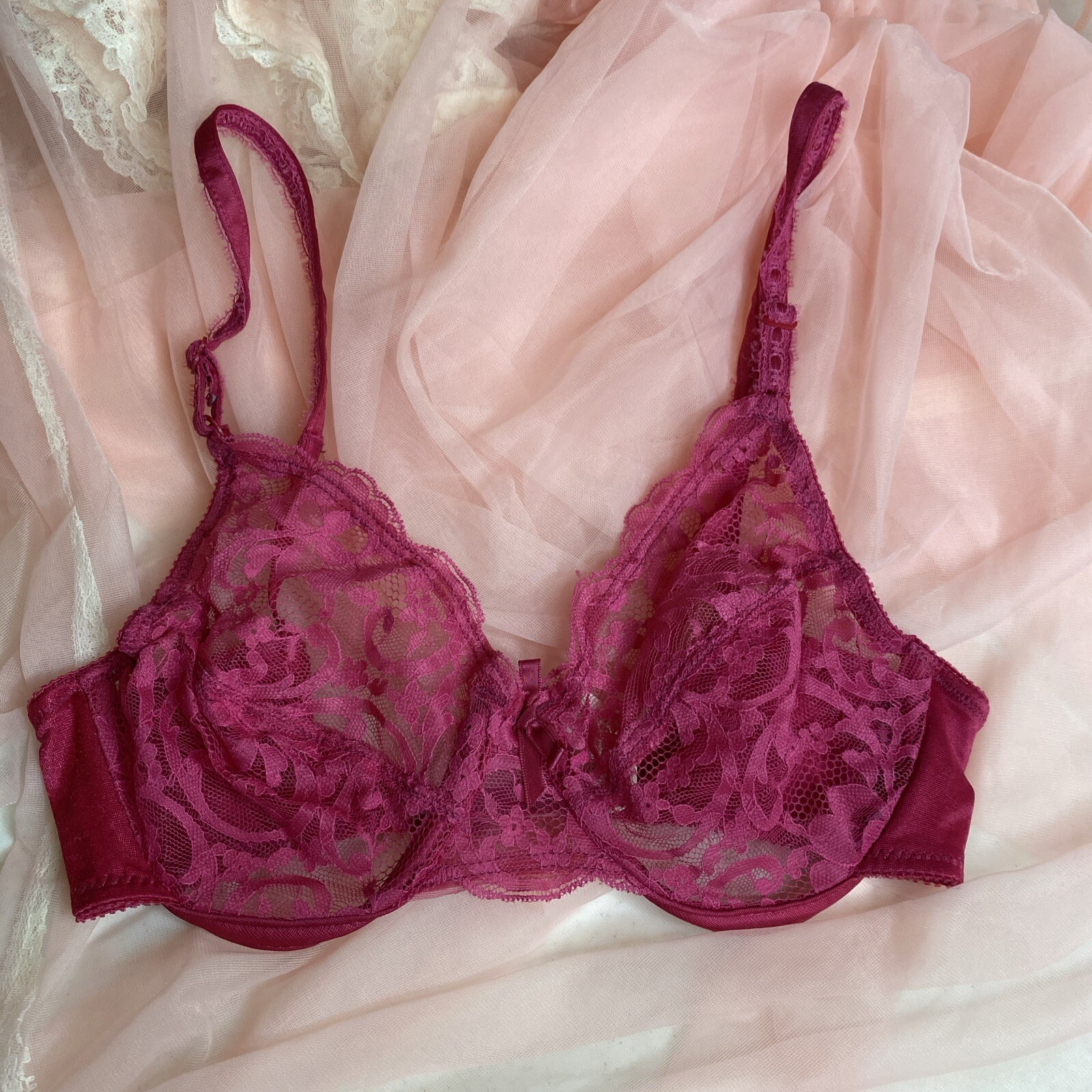 Vintage Kayser Nylon Lacey Soft Cup Unlined Pink Nylon Bra 32C