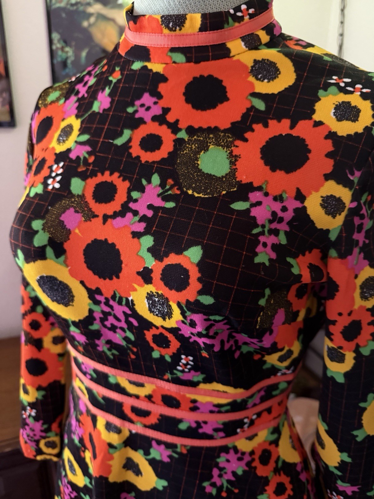 Stunning Vintage 60s-70s Bright Neon Psychedelic Mod Flower Power Flare Dress S