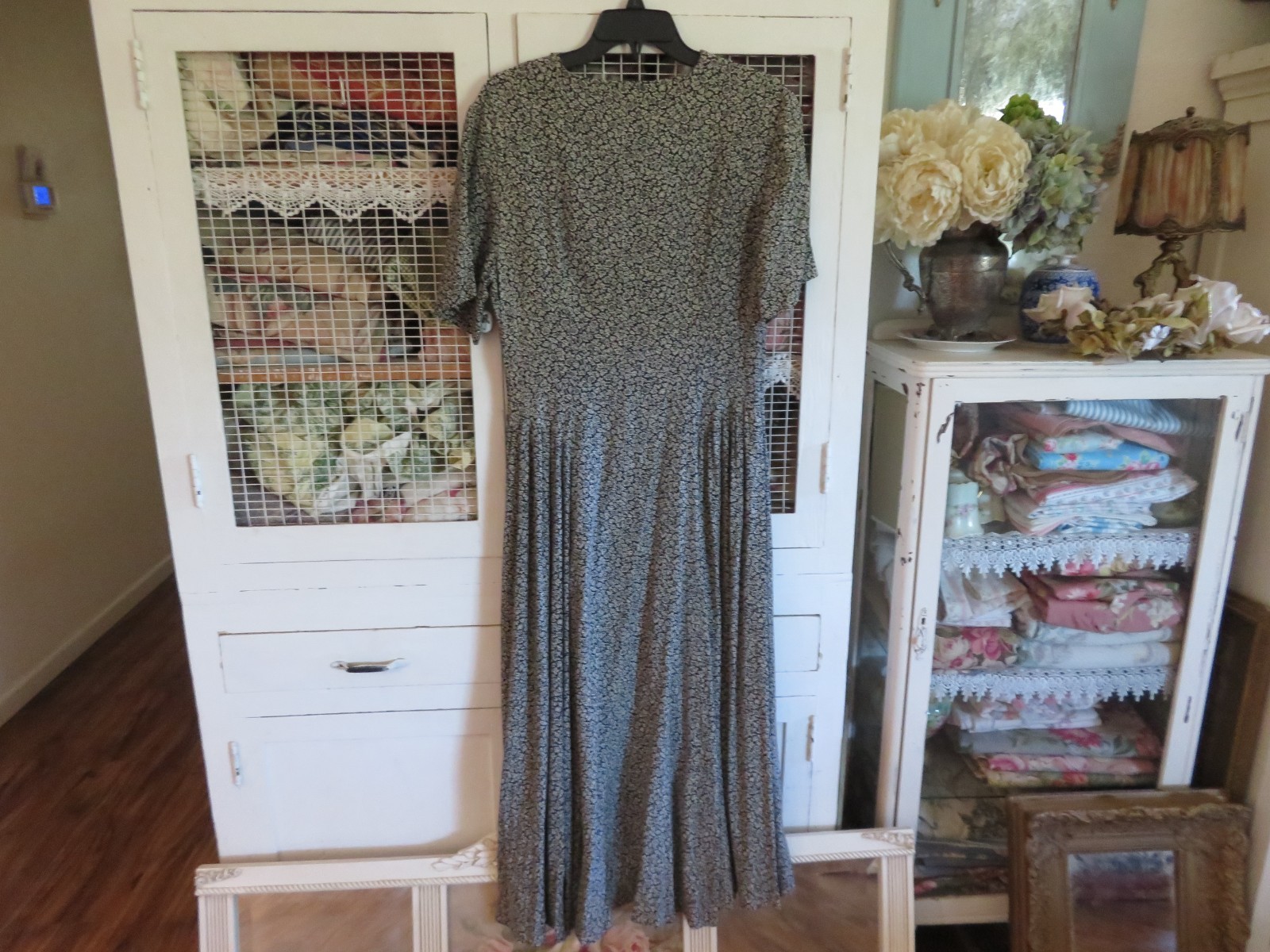 Vintage Women&rsquo;s Laura Ashley Dress Boho Chic Farmer Girl sz 10 MoreDressesListed