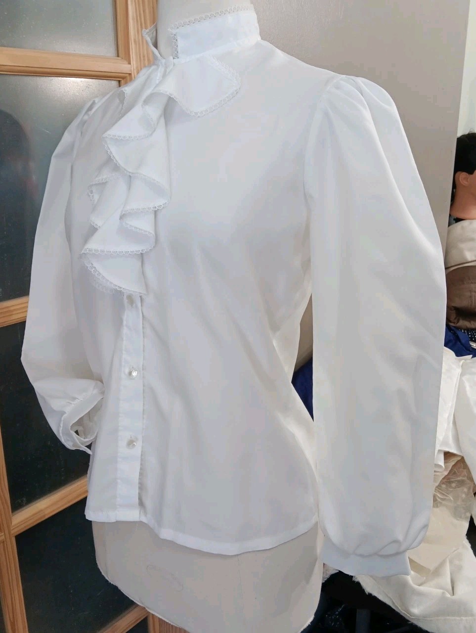 Vtg Blouse High Neck Ruffle Front White Sz M Poet Lace Trim Union Label Jabot