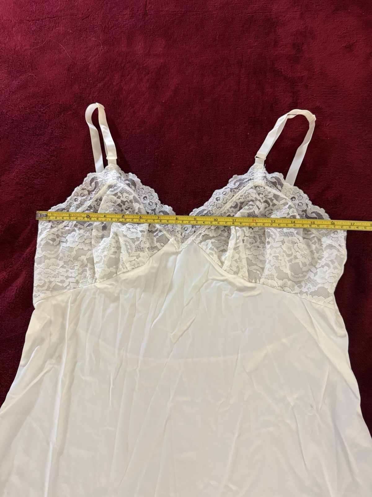 Vtg Vanity Fair “Perfection” Full Slip Size 38 Lace Cups Adjustable Straps