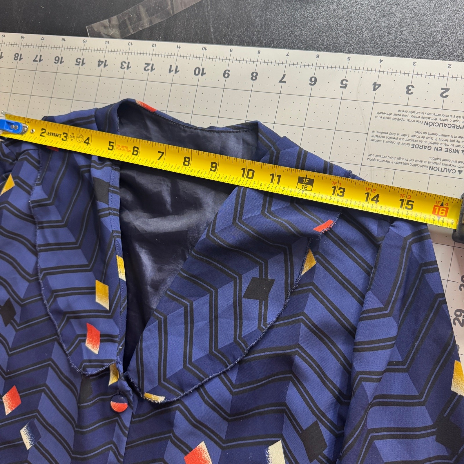 Vintage 80s Geometric Optical Illusion Tunic Blouse Sheer Chiffon Side Slits Top