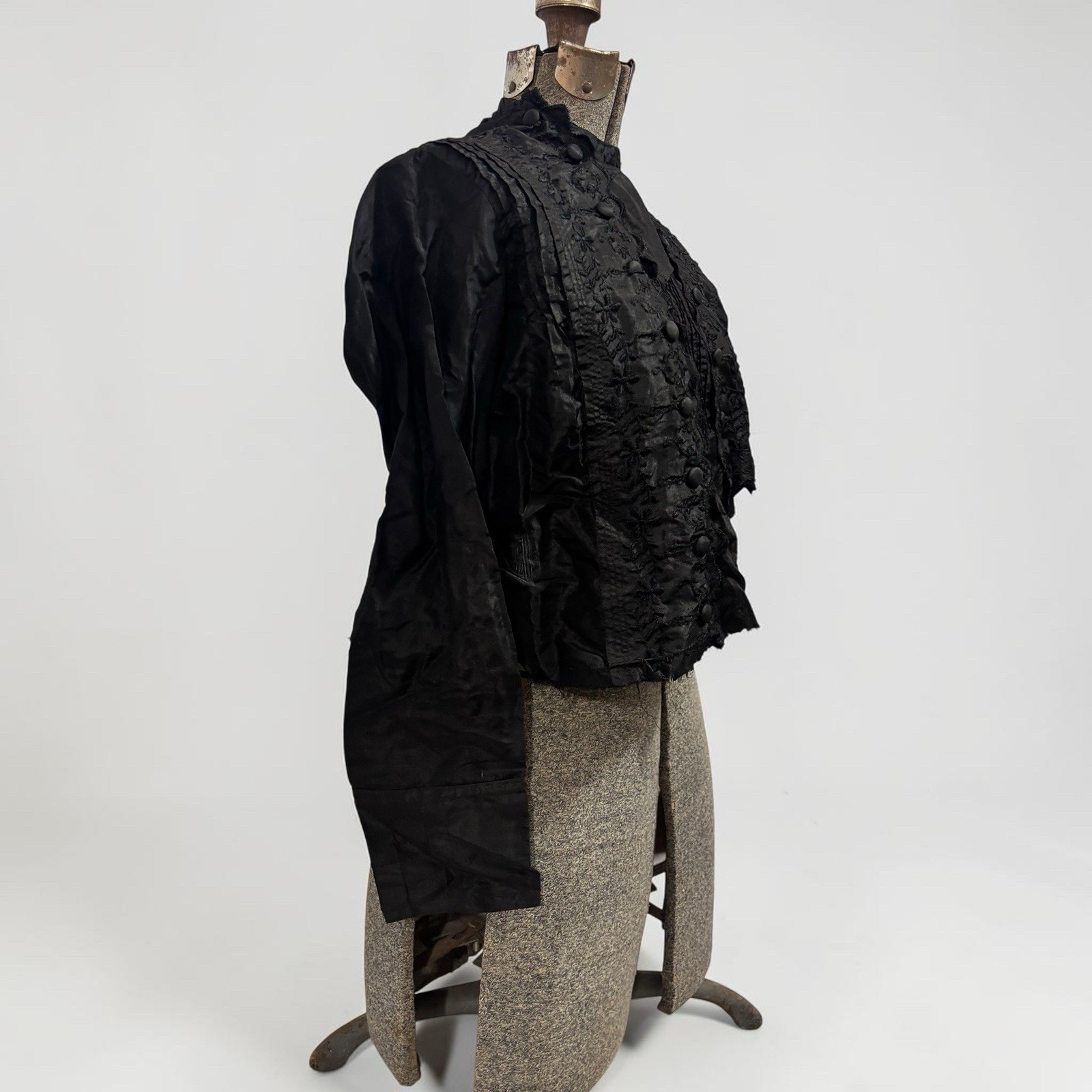 Antique 19thC Victorian Mourning Blouse Bodice Velvet Capelet Funeral Clothing