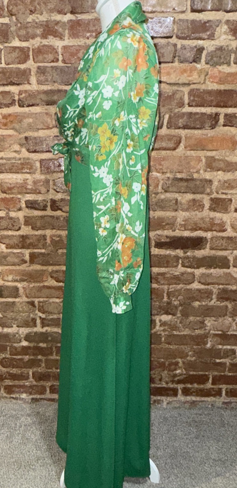 Vintage 1970s Emerald Green Hostess Maxi Gown Floral Sheer Bolero Jacket EUC