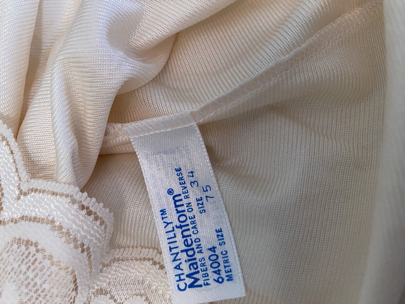 Vintage Maidenform Chantilly Lace Nylon Camisole Women&rsquo;s Cream Ivory Sz 34 USA
