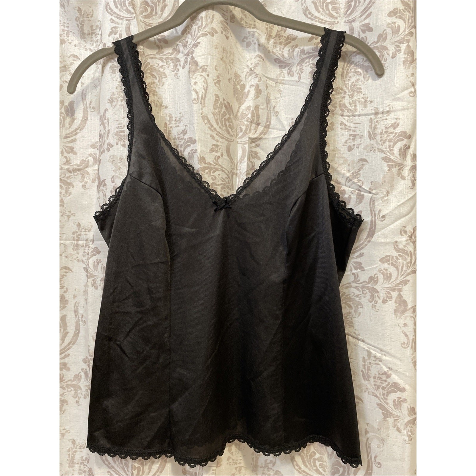Vintage Fruit of The Loom Nylon Camisole – Size 34 Black Scallop Lace Trim