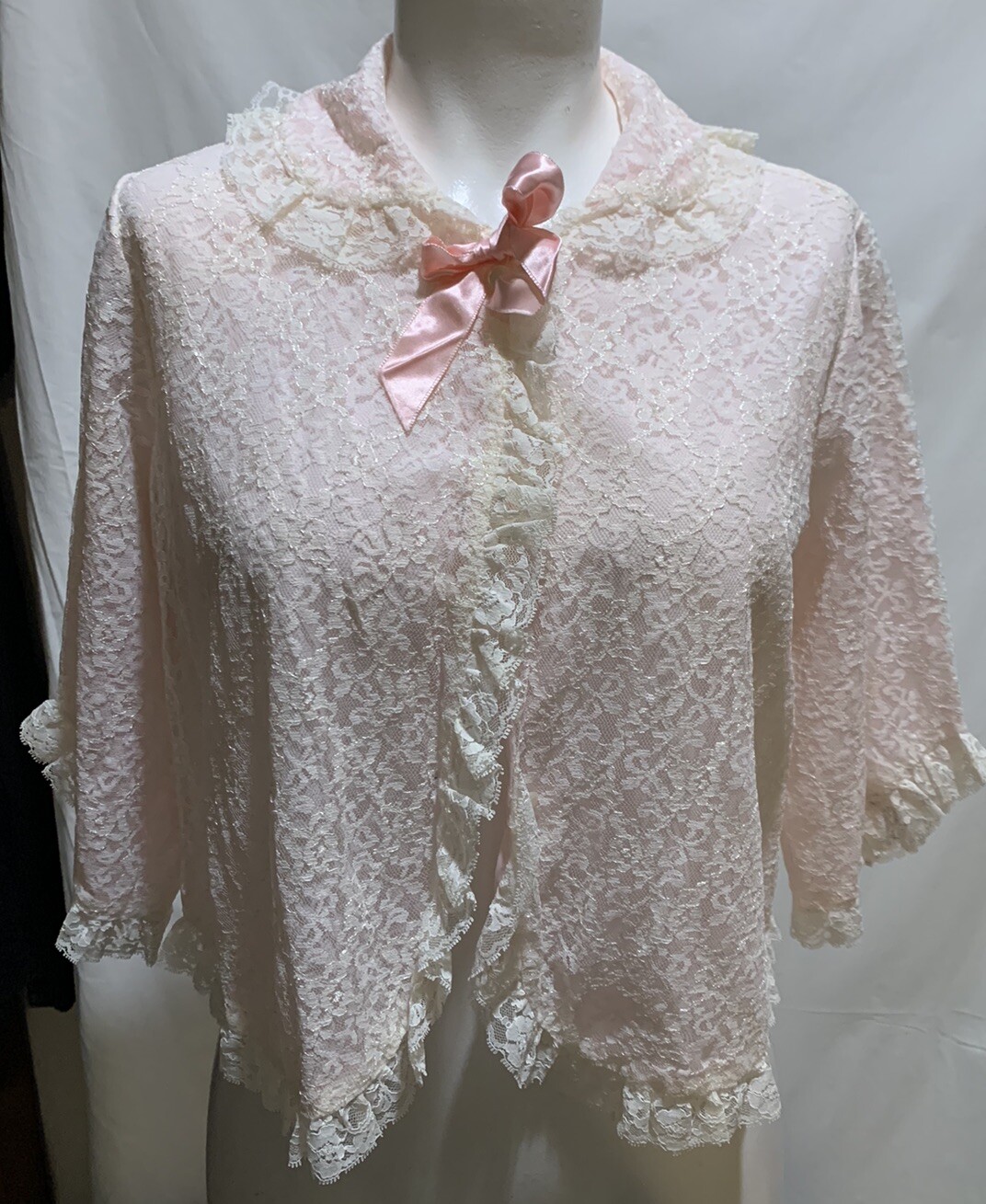 ❤️Vintage Bed Jacket M Pink Nylon Chiffon & Creamy Lace Mid Century 50s