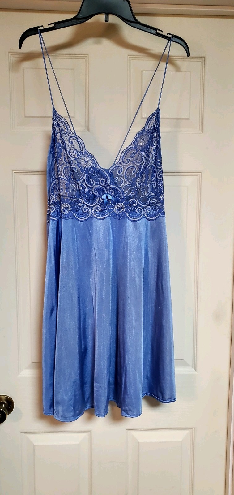 90&rsquo;s Petra Fashions Periwinkle Blue Lace And Satin-feel Night Gown Size 1X