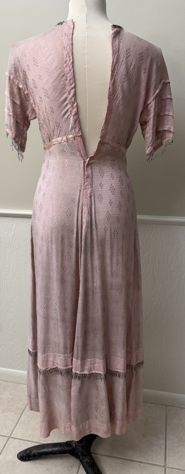 Vintage 1920s Pink Silk Jacquard Flapper Dress Soutache Bugle Bead Fringe Deco