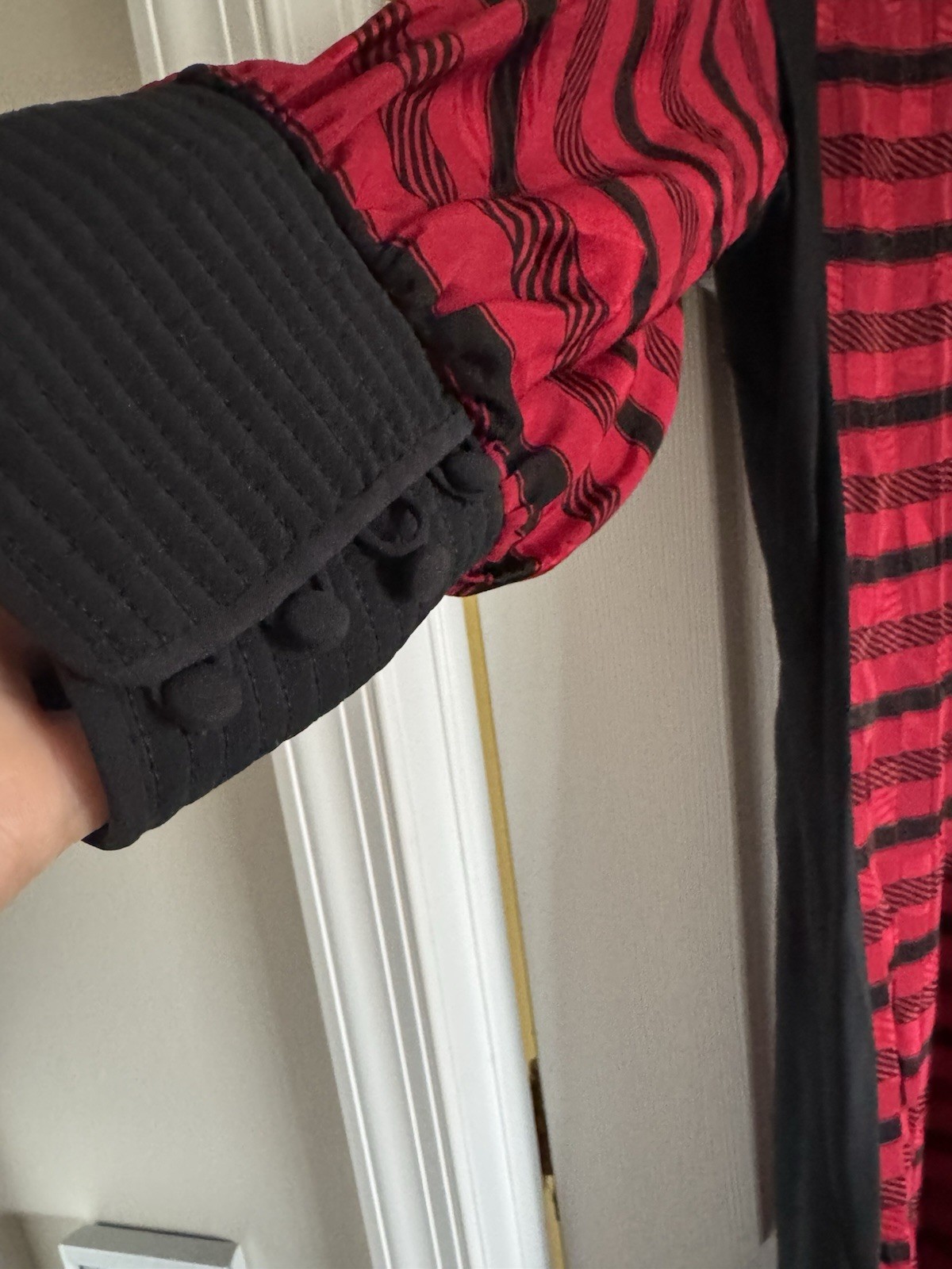 Vintage Aurora Ruffolo Custom Made Silk Satin Black/Red Pleated Dress Size 10/12