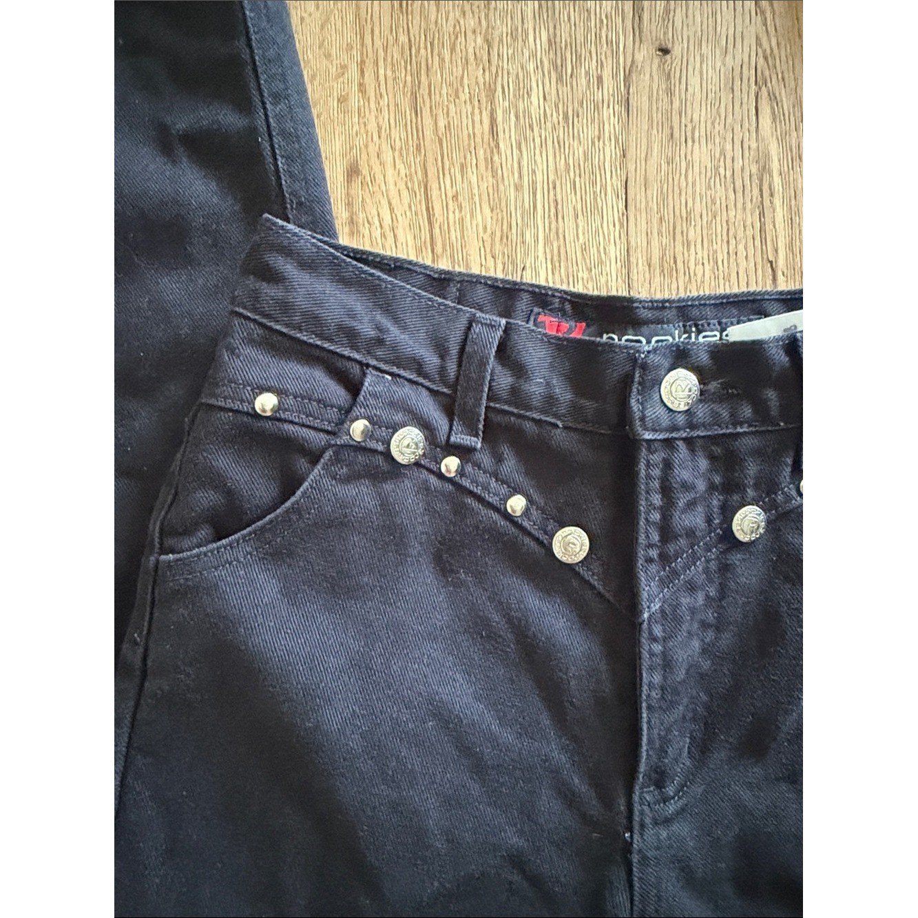 Vintage Western Rockies Studded High Rise Bareback Jeans Black Waist 26&Prime;