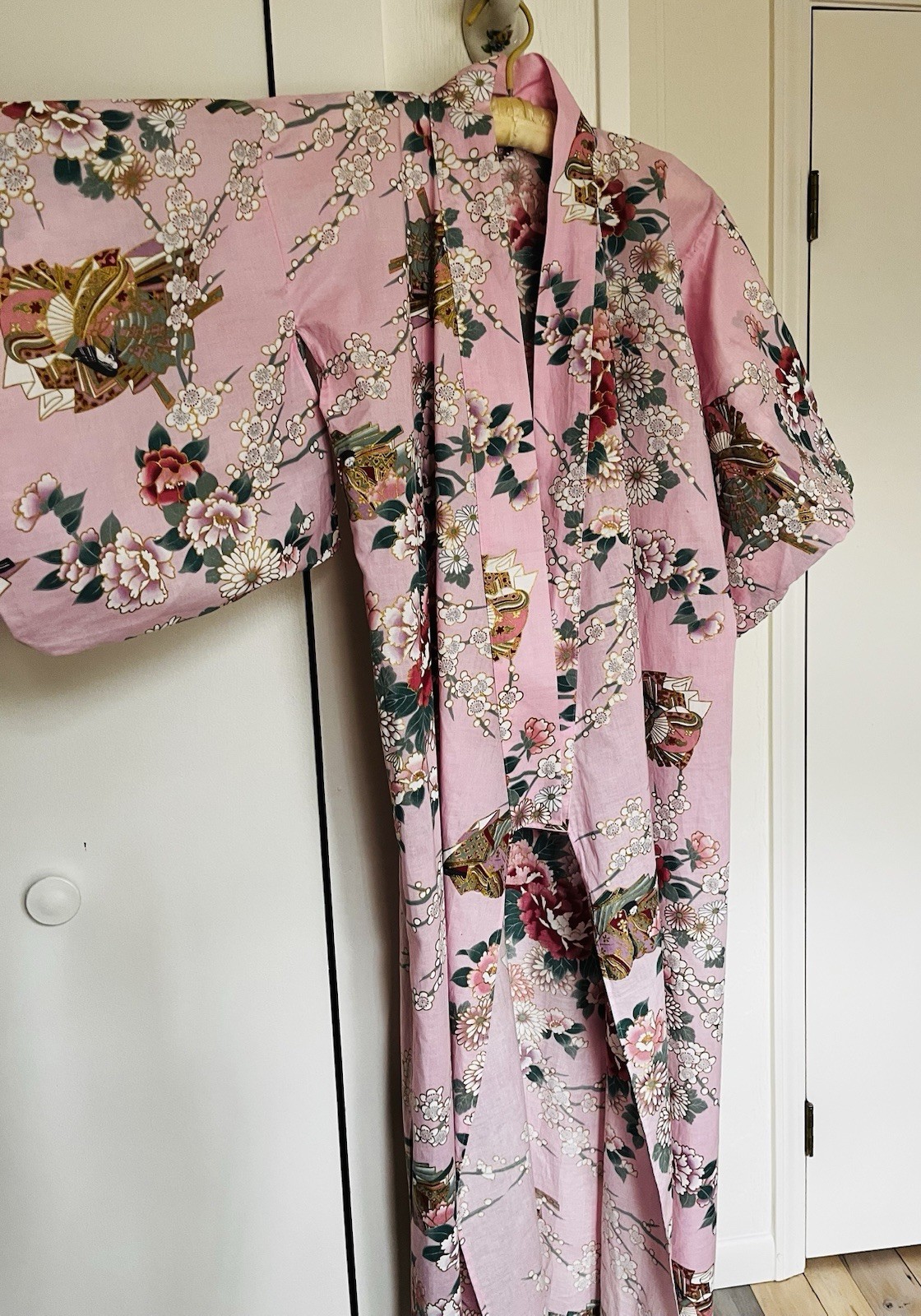 100% Cotton Robe Kimono Duster Made In Japan NWOT Cherry Blossoms Peonies Gold