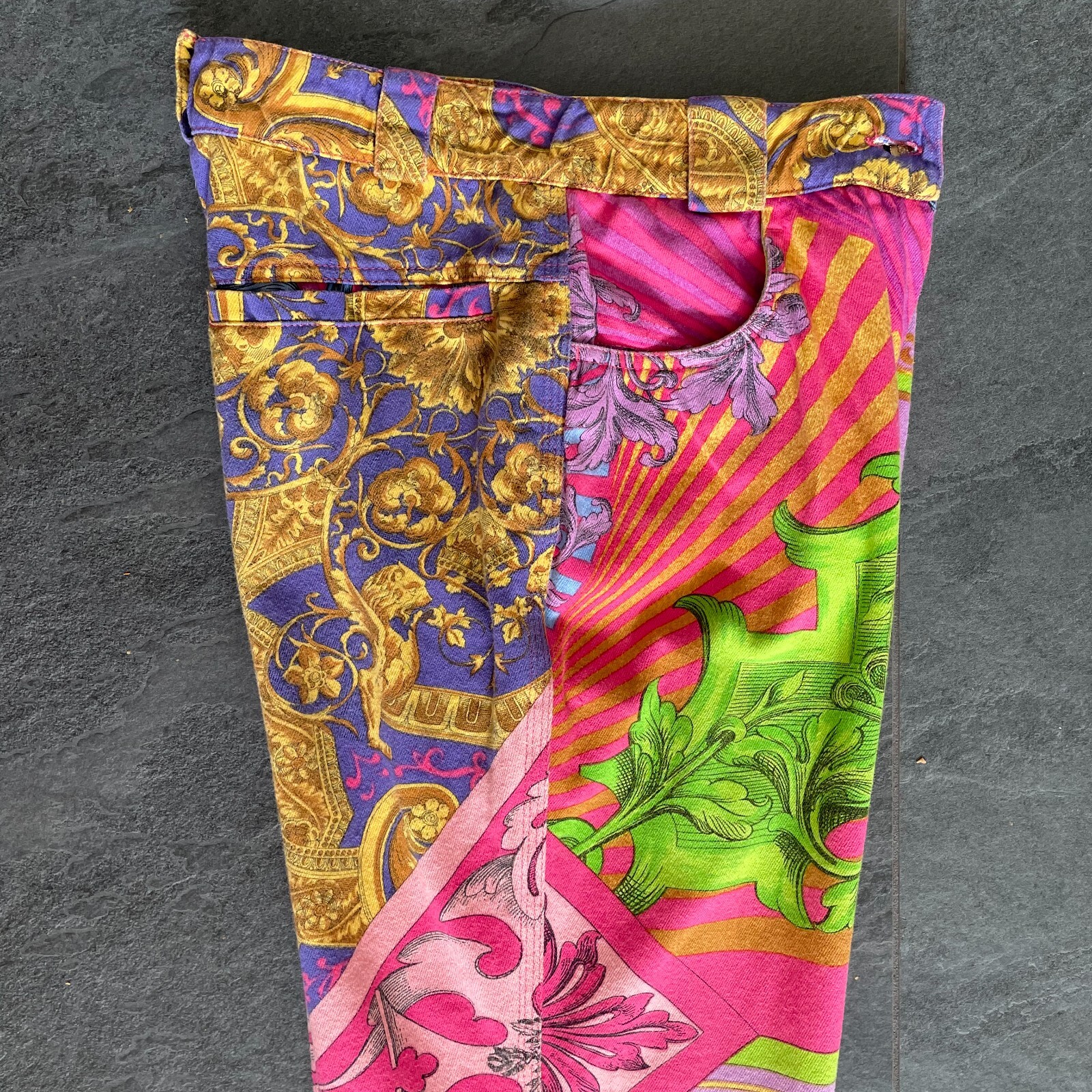 GIANNI VERSACE jeans w/ iconic Multibarocco print size IT 40 from S/S 1992