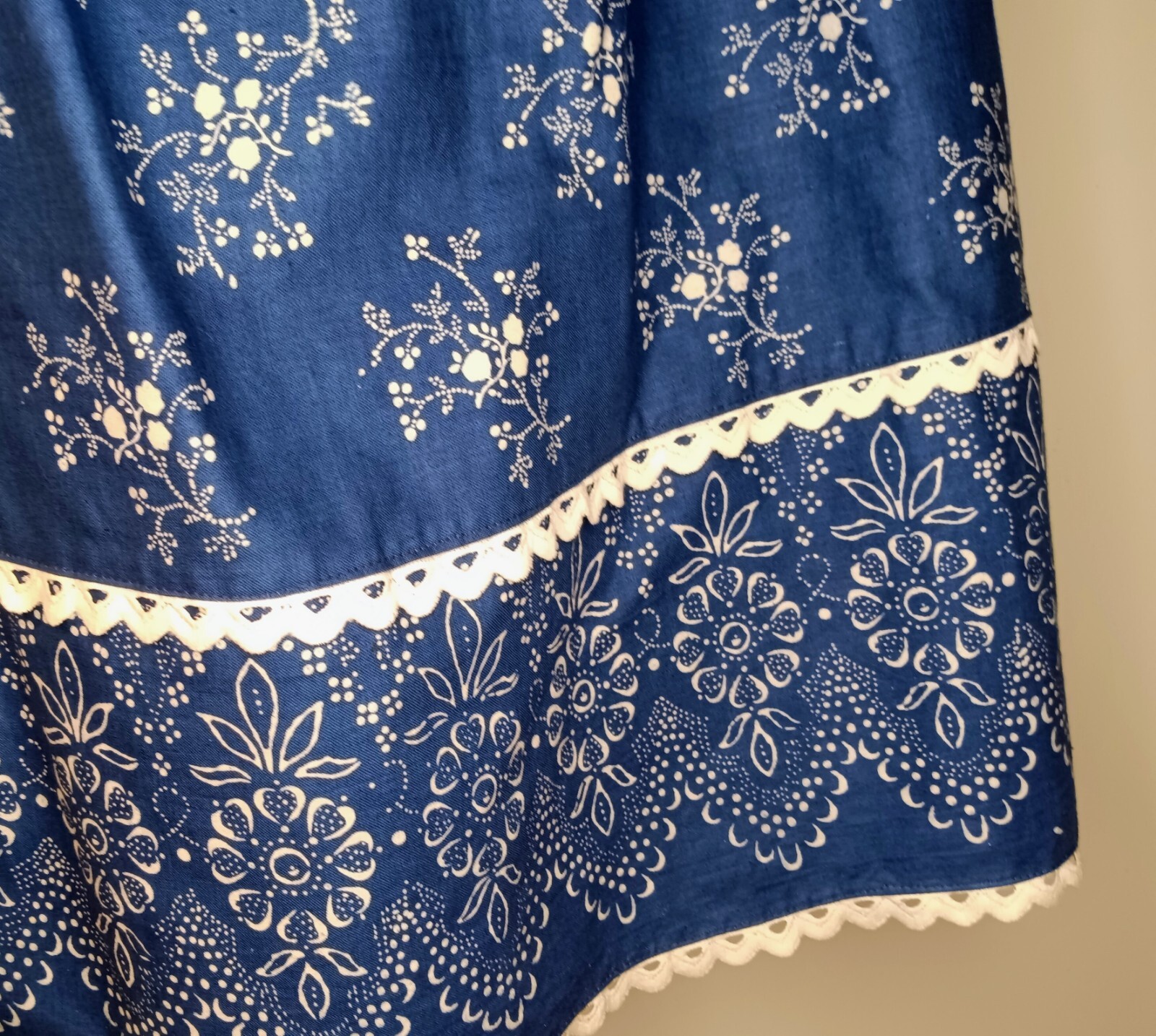 Romanian Ethnic Bo Ho Hippy Handmade Skirt Blue White Pull On Floral Size Large