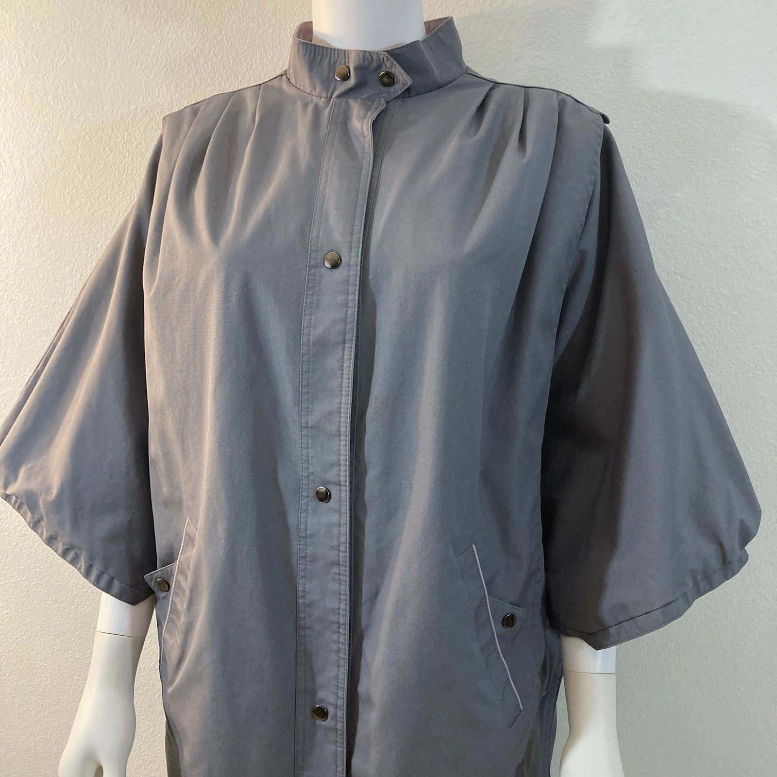 Vintage 1980’s Reversible Cape Poncho One Size High Neck Gray and Lavender