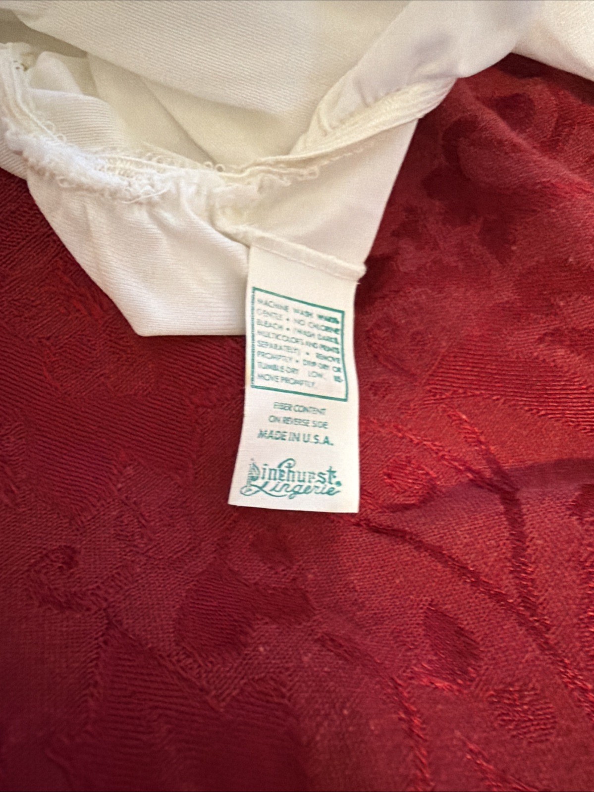 Pinehurst Slip Vintage White 35” Lace Hem Side Slit #5484 Large 100% Nylon