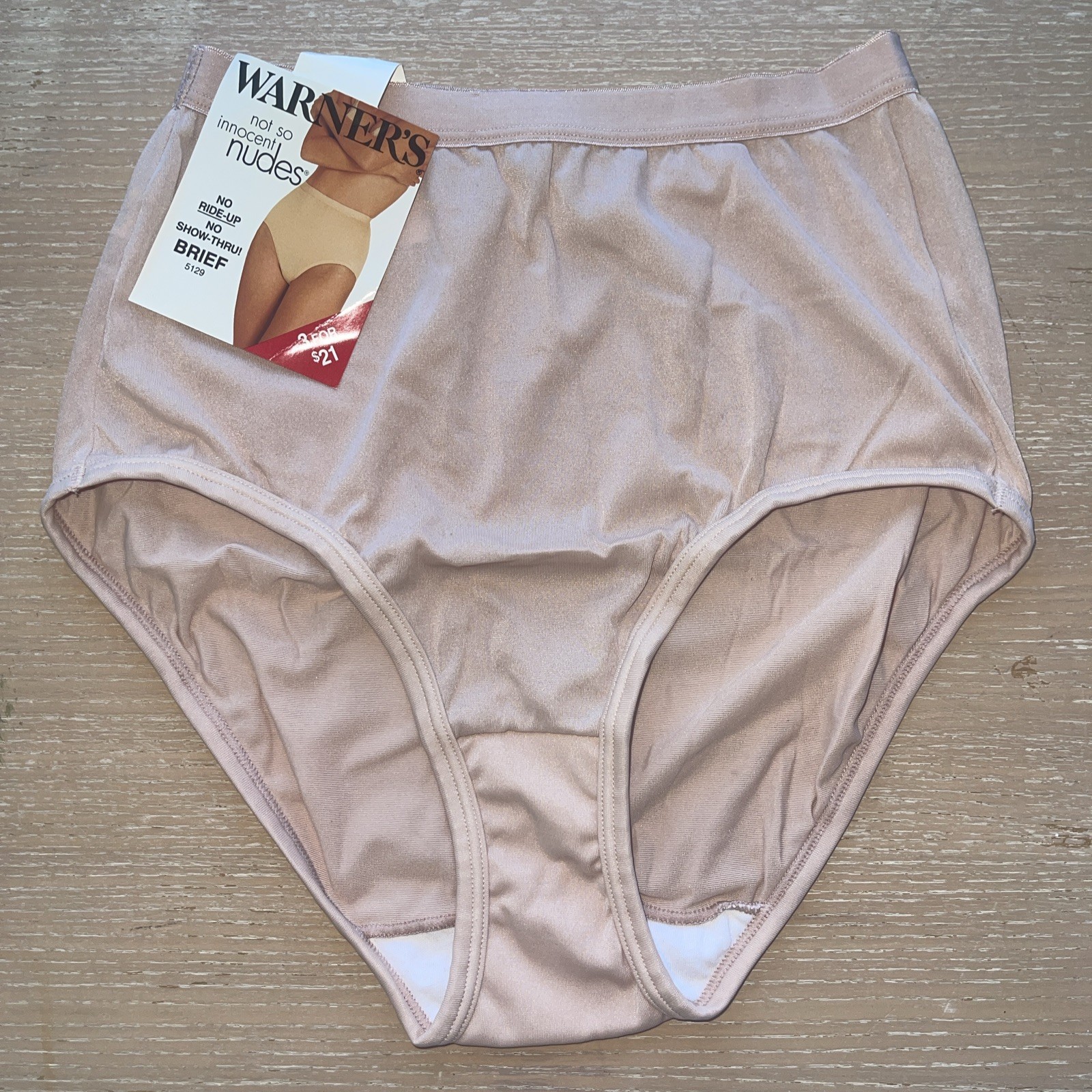 VINTAGE WARNER&rsquo;S NOT SO INNOCENT NUDES BRIEF W/ 100% COTTON GUSSET~SZ 7~#55129