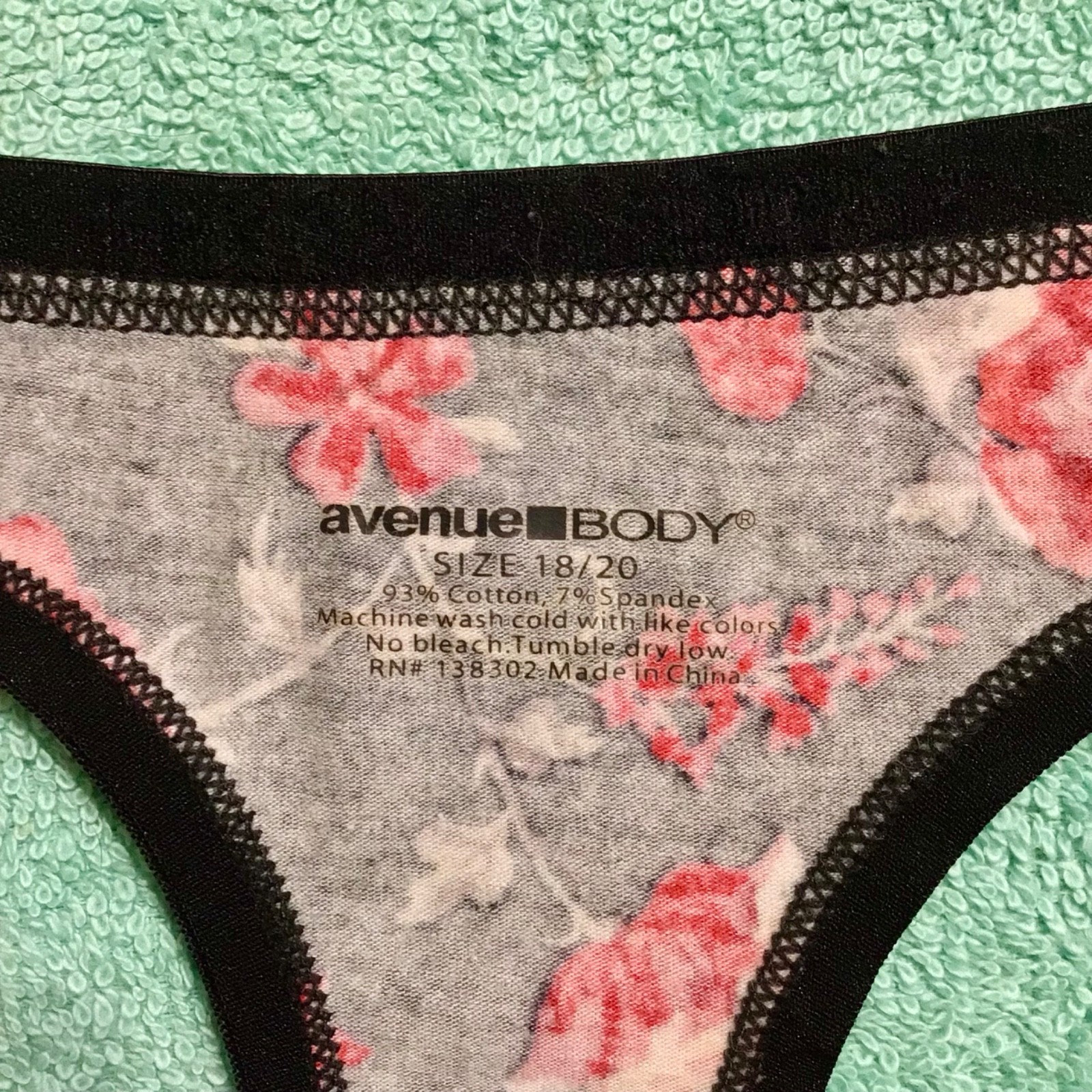 Avenue Body 18 / 20 Full Figure Plus Size Thong Panties Curvy Hi-Cut Thigh Panty