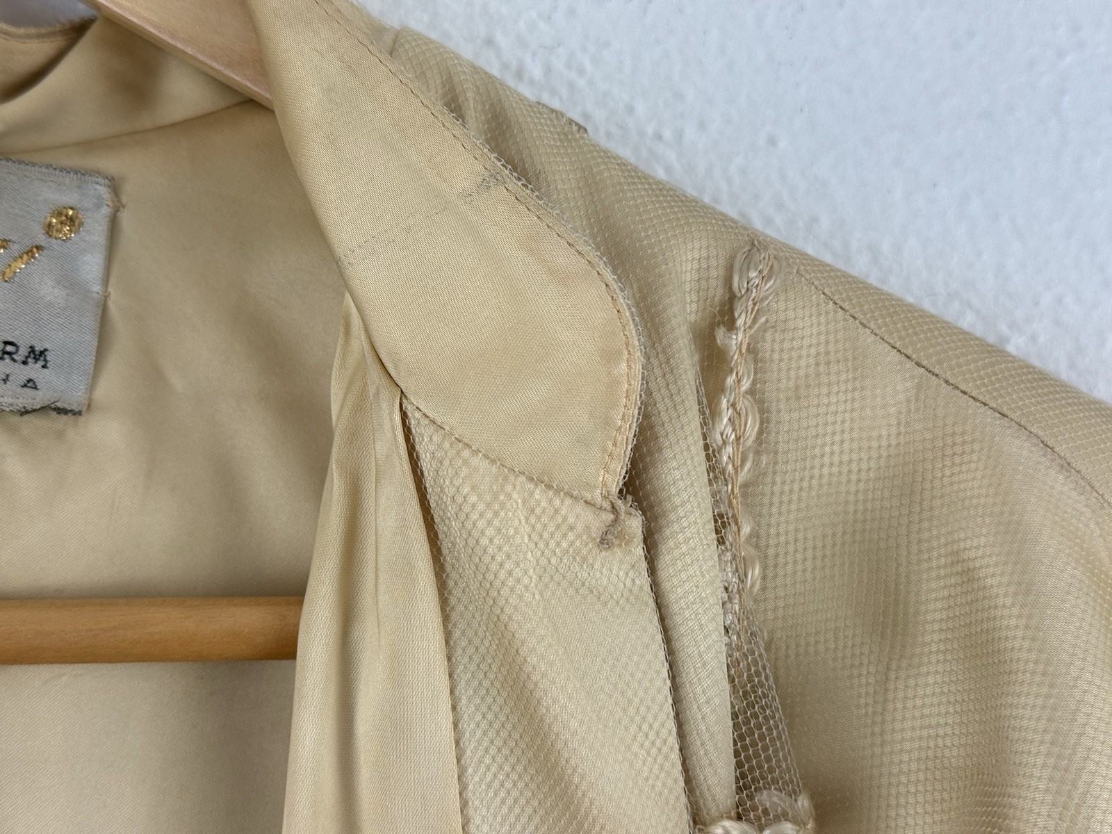 Vintage 1960s Fazzi By Howard Norm Gold Mesh Satin Swing Coat Overcoat RARE