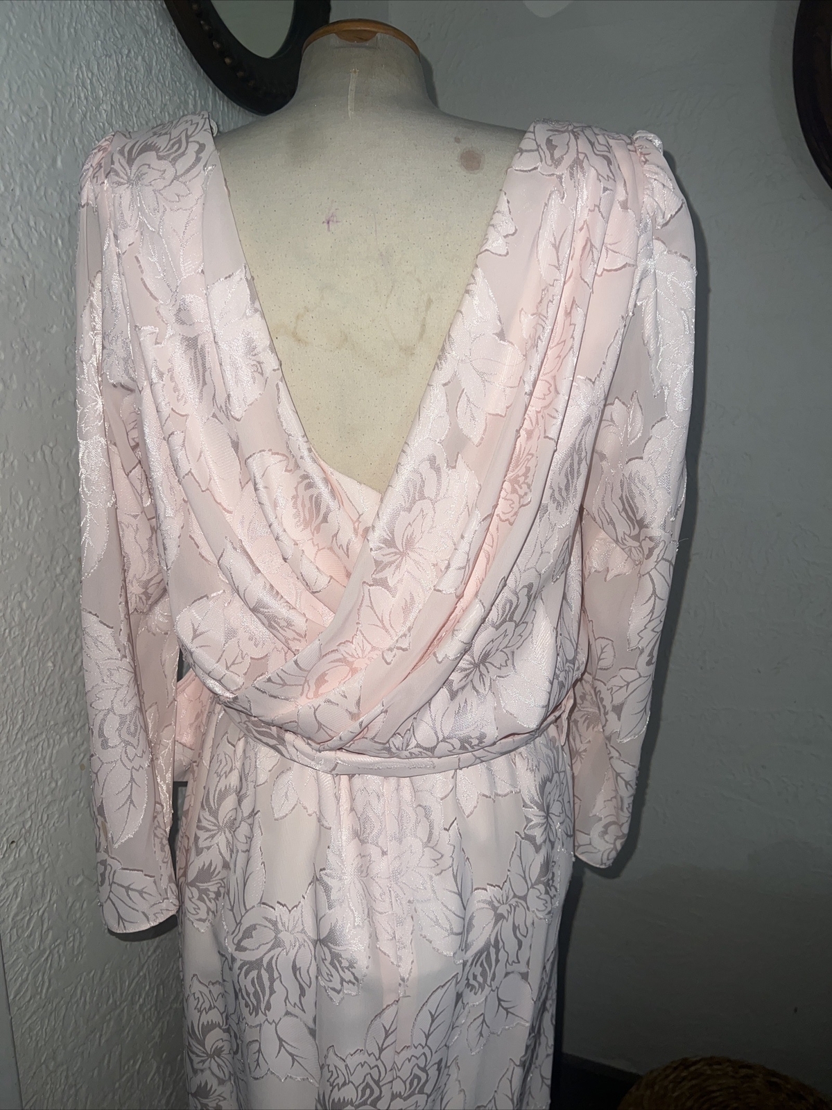 VTG DYNSTY STYLE PINK  FLORAL MAXI DRAPE BACK 8 Tall