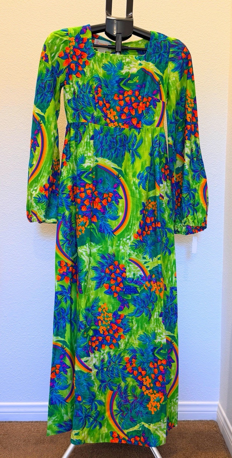 Vintage Pomare Tahiti NWT Hawaiian Tropical Rainbow Floral Maxi Dress Size 8