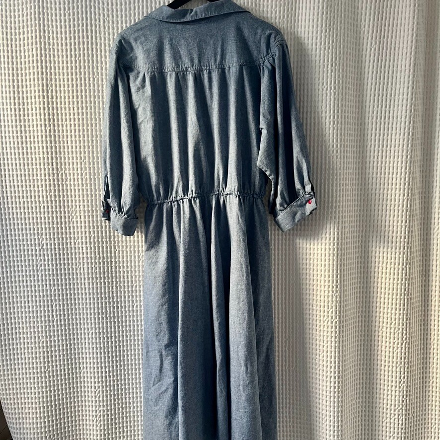 Vintage Stuart Alan V-neck chambray dress