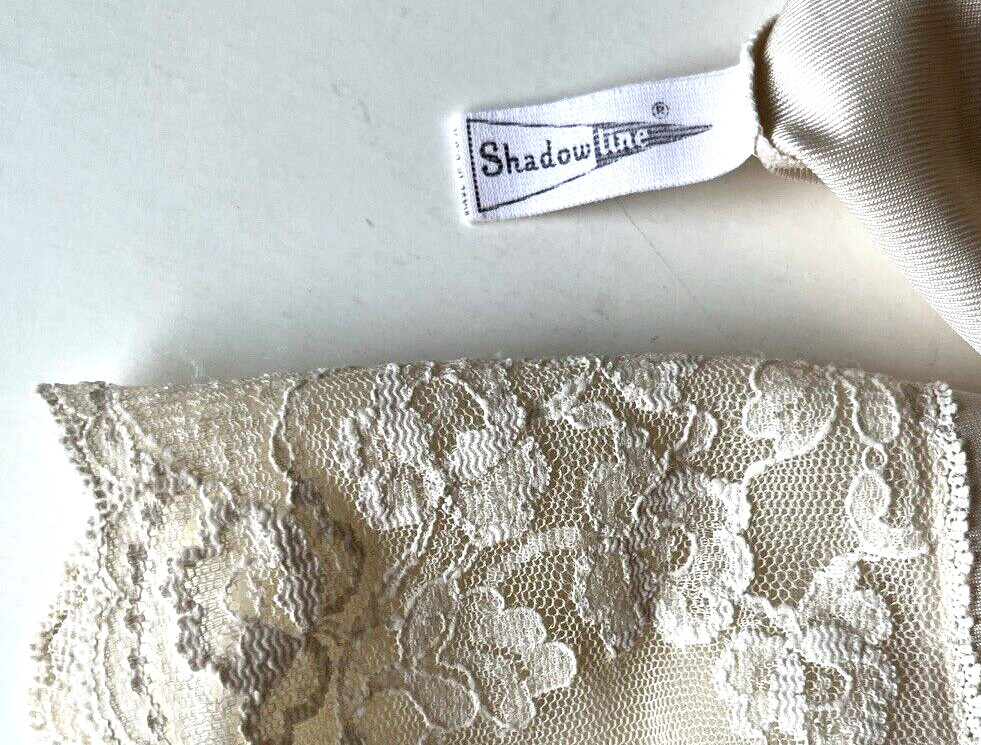 Vintage Shadowline Nude Half Slip Nylon Wide Lace Hem Satin Tab Sz Medium Tall