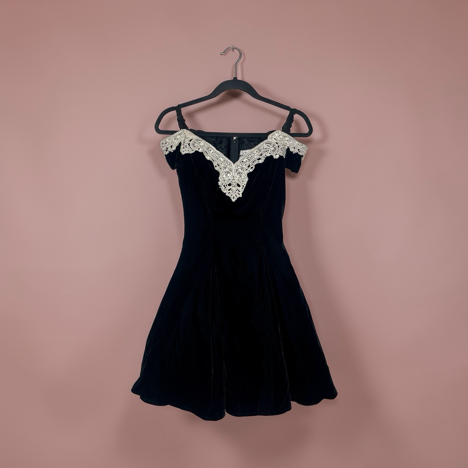Vtg 80s Zum Zum black velvet Dress Party Cocktail Dress 7/8