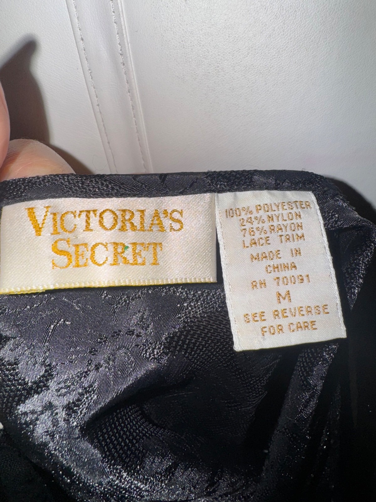 Vintage 90s Victoria’s Secret gold label cami
