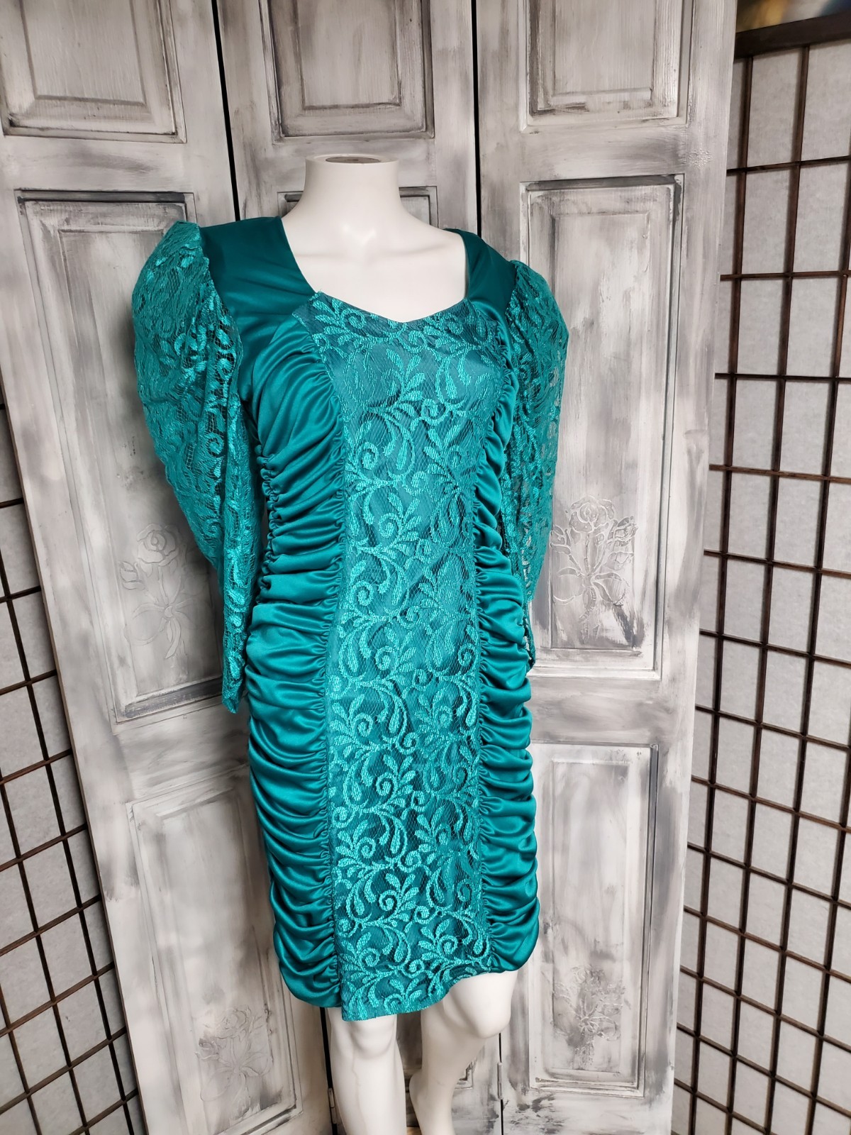 XS vtg 80s Mayvens of California fitted Bodycon lace Sleeve Ruching Party dress