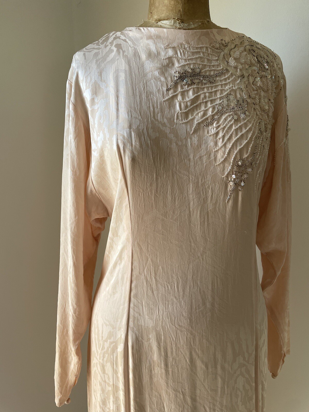 Vintage ‘80s Peach Jacquard Silk Cocktail Dress Sequin Party Dress M