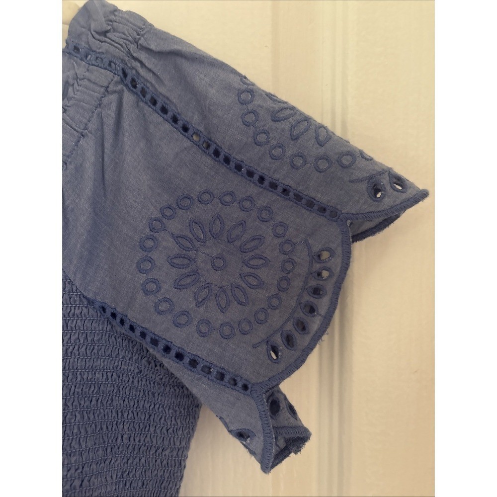 NWT Womens VINEYARD VINES Eyelet Smocked Top Chambray Blue Woven Size Large
