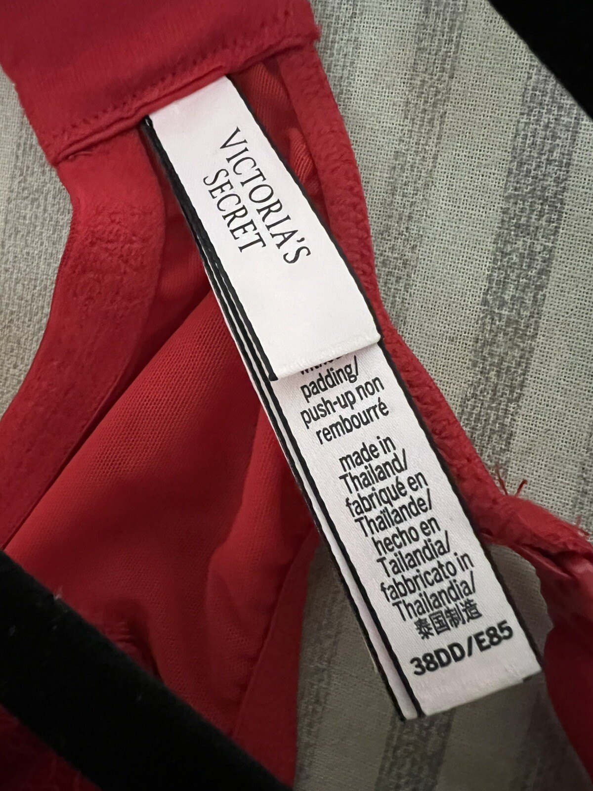 Victoria&rsquo;s Secret 38DD Deep Red Lace Pushup Underwire Bra Unpadded Lingerie