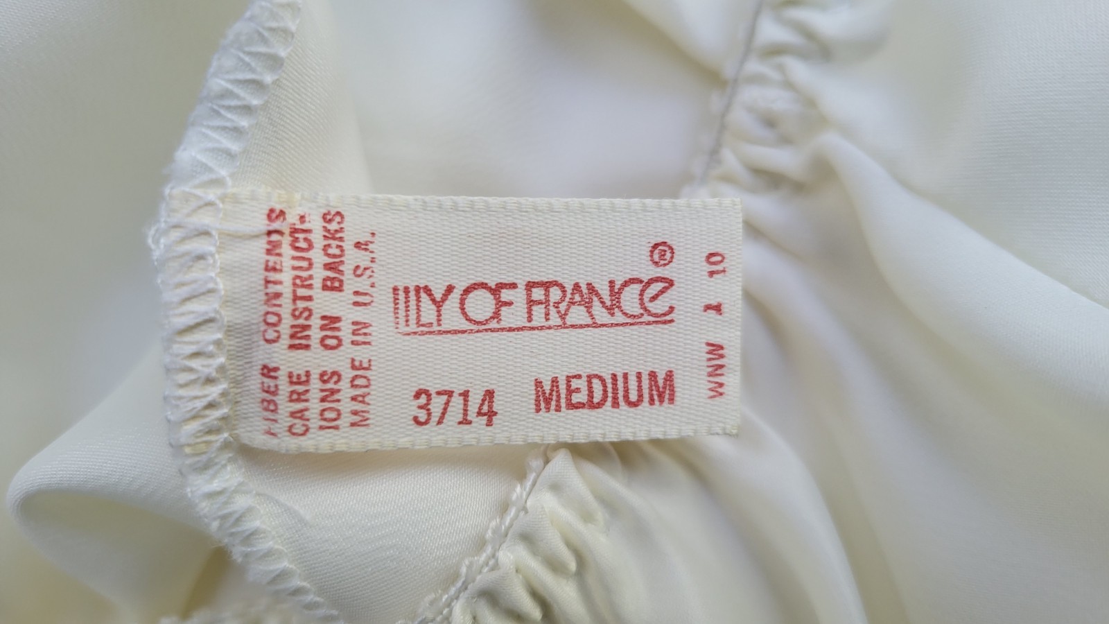 Vintage LILY OF FRANCE Ivory Ecru Lace HALF SLIP Union Made in USA – Size S -EUC