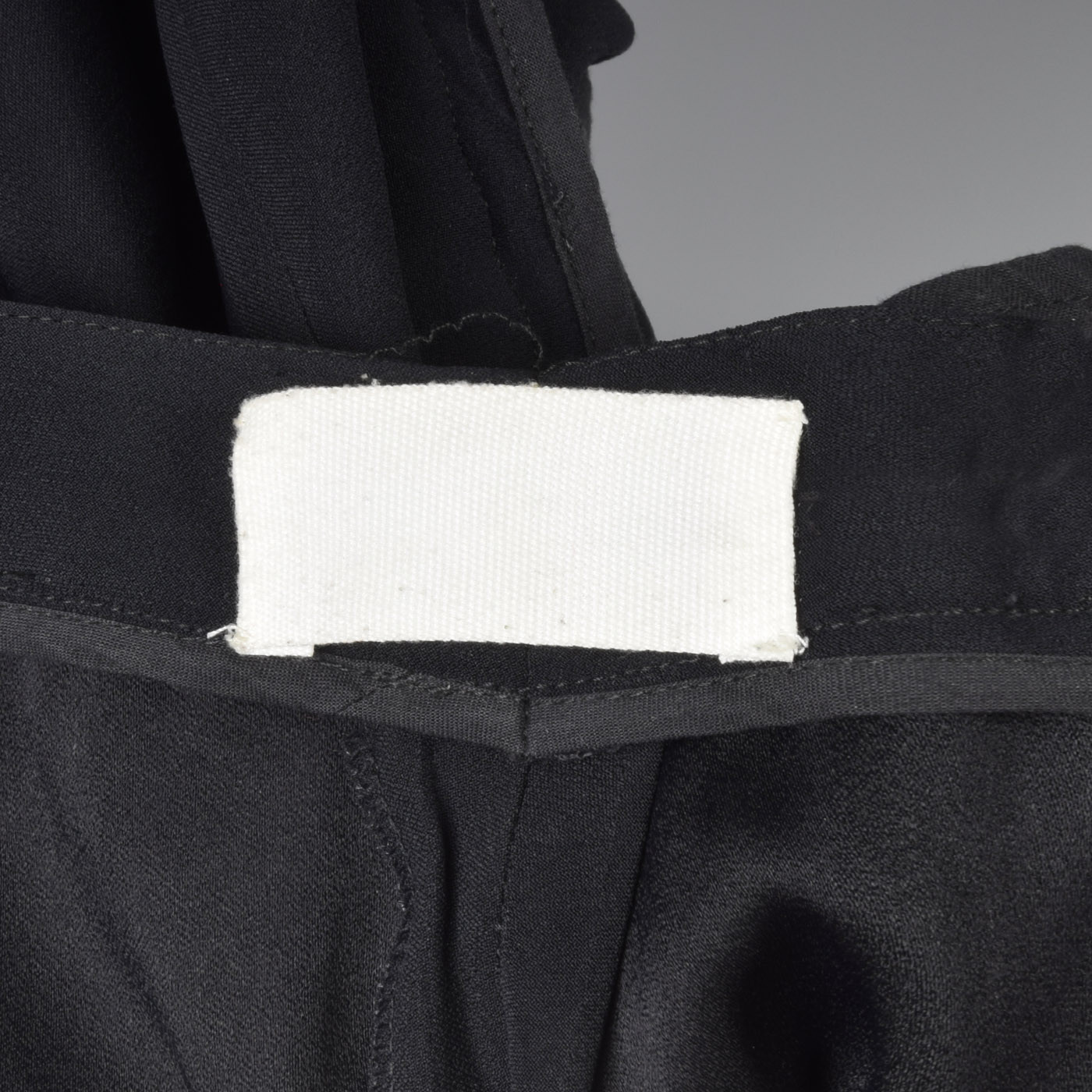 S 2010s Maison Margiela Black Straight Leg Pants Cuffed Hem Trousers Separates