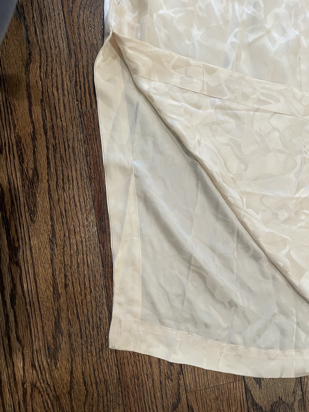 Vintage Robe 100% Silk Cream Beige Patterned Hong Kong FOUR SEASONS OS Luxury