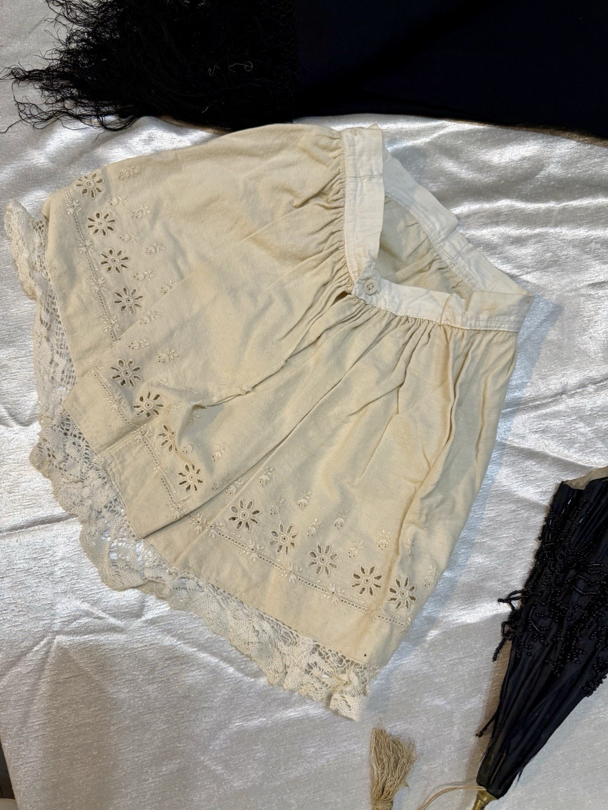 VICTORIAN 1880&rsquo;S 3pc PRINCESS BUSTLE DRESS WALKING SUIT – Museum Quality
