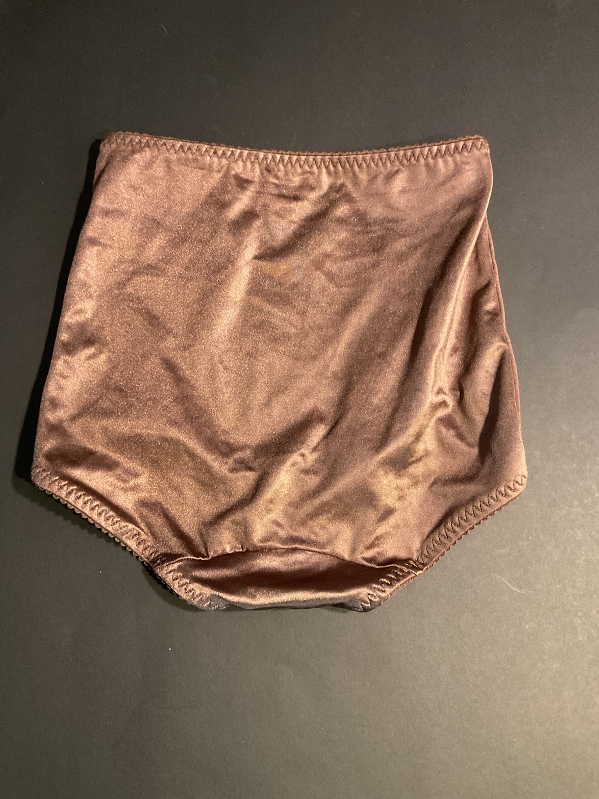 J C Penney Underscore Nylon Light Control Full Brief Panties 6 Medium NWT M/C