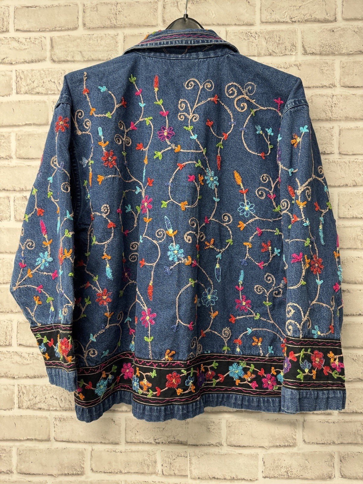 Vintage “Units” Embroidered Floral Denim Jean Shirt Jacket Sz 2XL Button Down