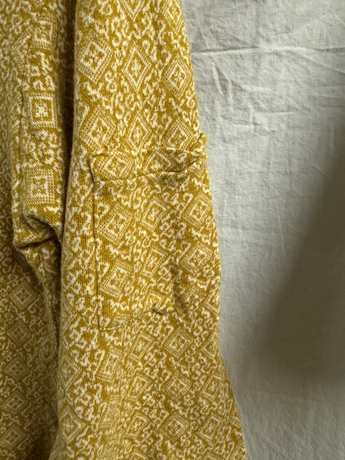 Rare Raybrooke S/M Vintage T Shirt Top 60s Cotton Knit Gold Eyelet Boatneck