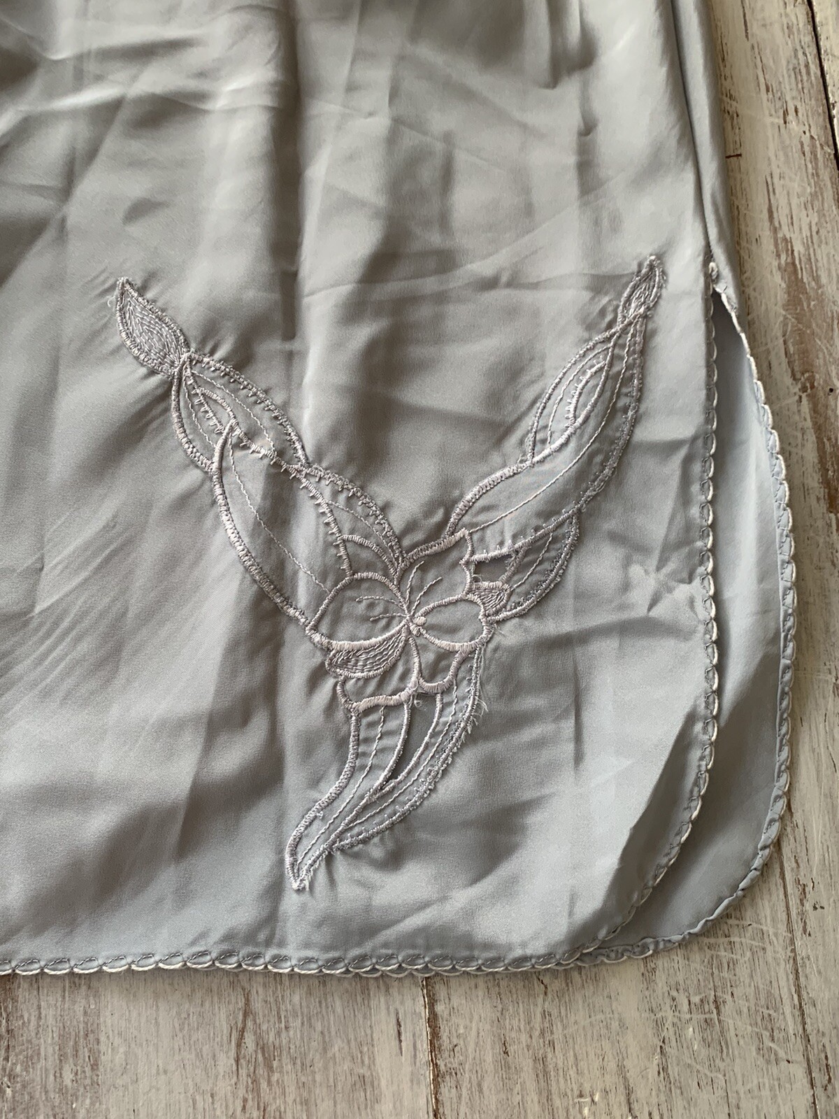 Vtg Silver Gray Applique Cut Out Half Slip Side Slits Union Lady Lynne- Large