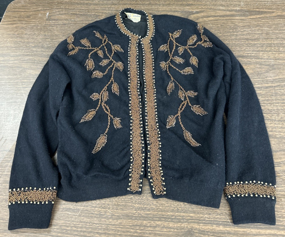 MILES SWEATER 70% LAMBS WOOL 20% FUR FIBER 10% NYLON COPPER BEADED SWEATER