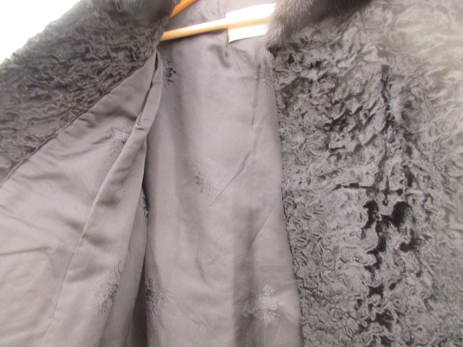 Sid Goldman Persian Curly Lamb Black Crop Jacket with Mink Collar 38 to 40 Bust