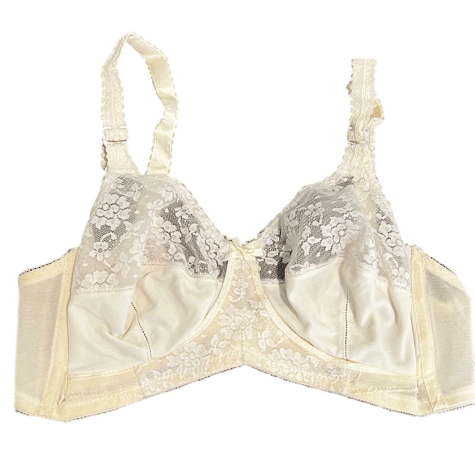 Alexander&rsquo;s Vintage White Lace Bra 36C Union Made #935
