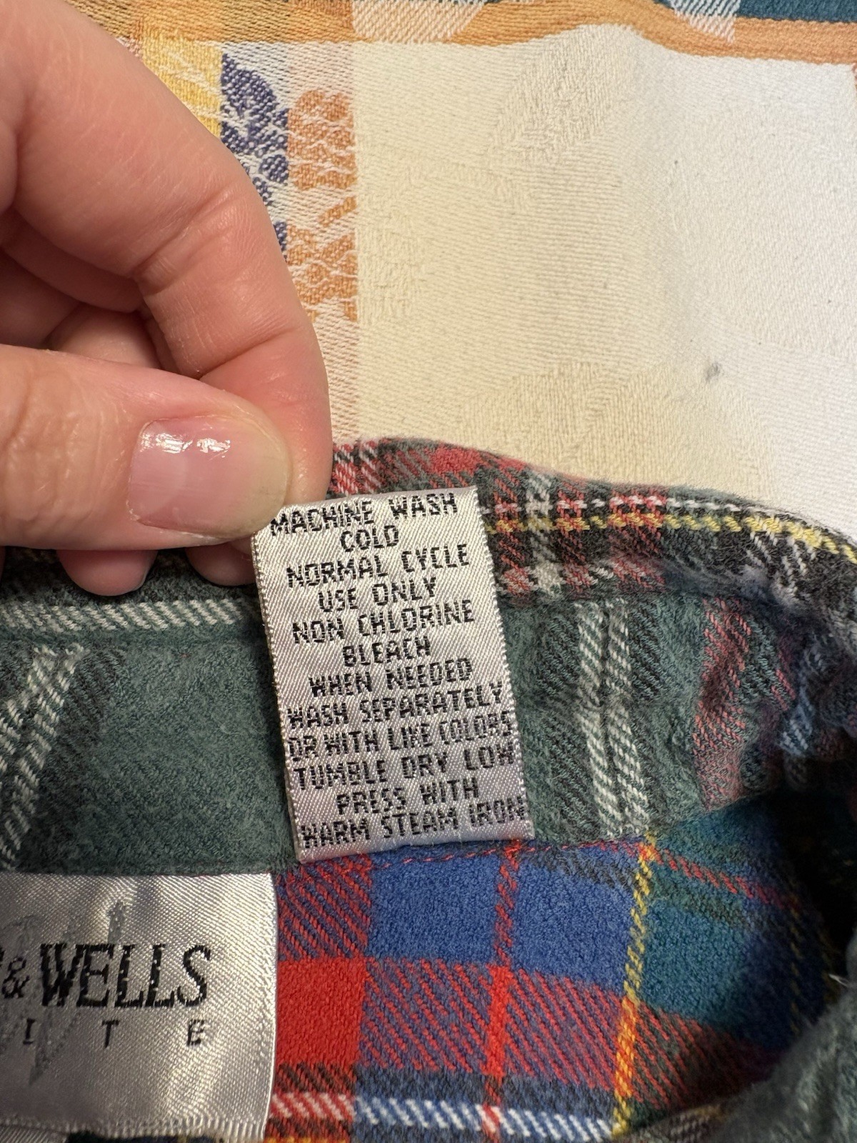 Vintage 90s Baxter & Wells Plaid Flannel Button-Up Shirt Long Cotton Women&rsquo;s S