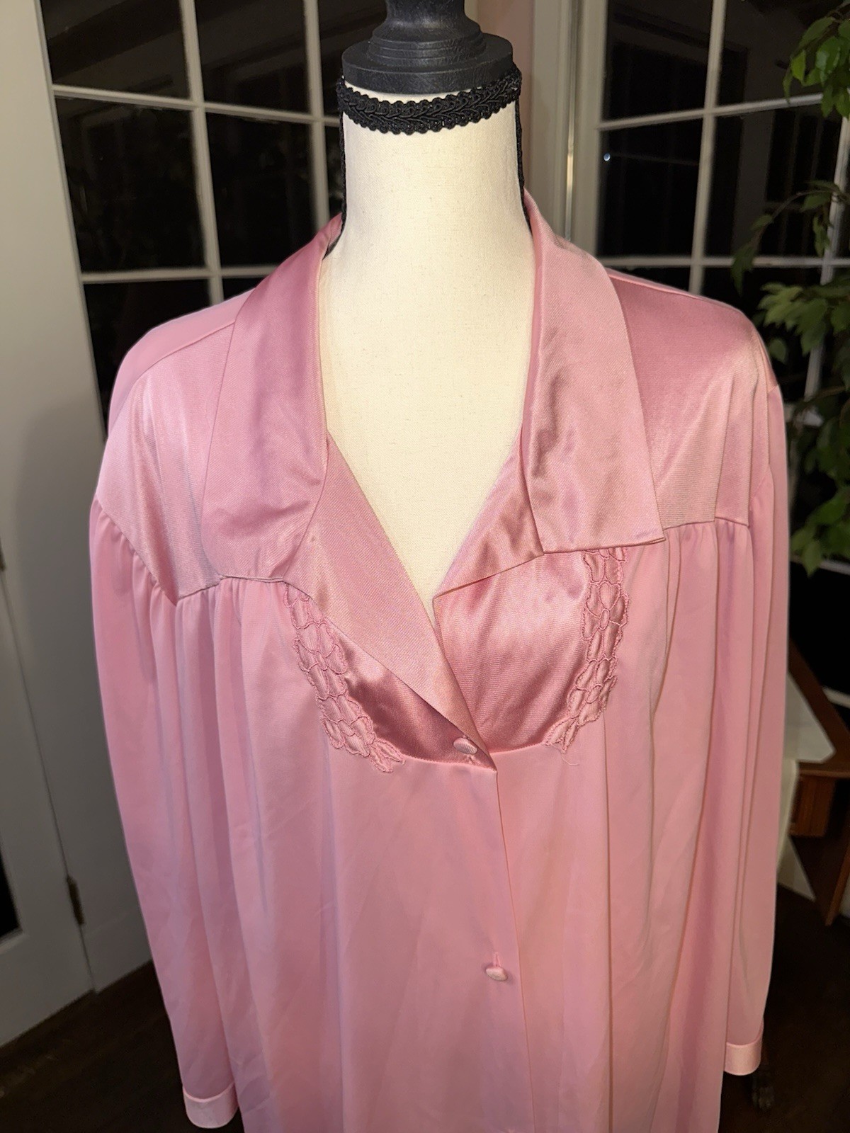 Vintage Pink Robe Plus Size Vanity Fair 3XL 1980s Nightwear Buttonup Loungewear
