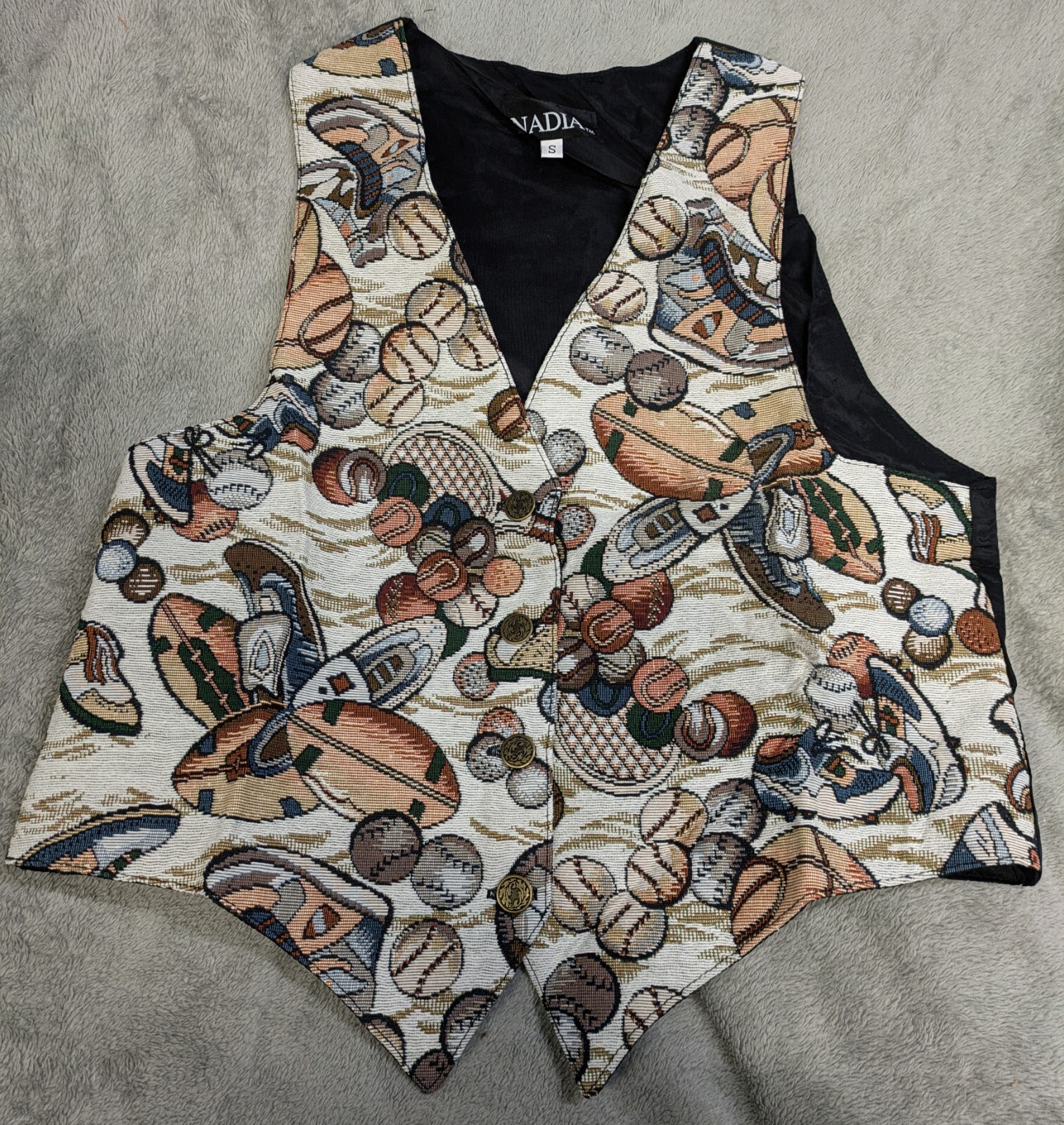 Vintage Nadia Embroidered SPORTS BALLS Tapestry Women&rsquo;s SM Grandmacore Vest NEW