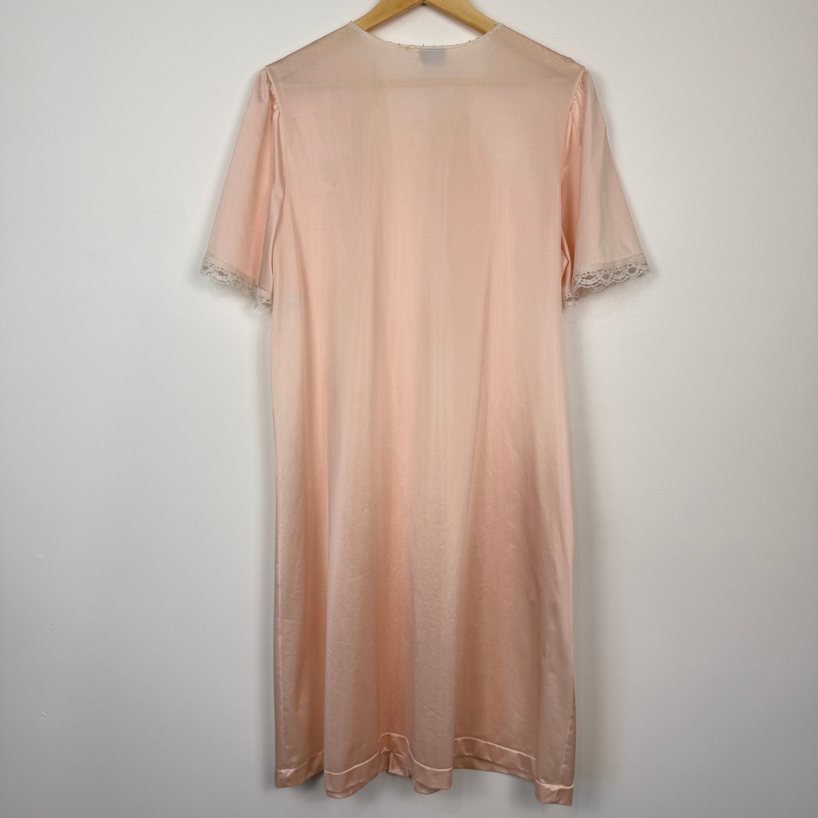 Vintage 70s 80s Lorraine Button Front Housecoat Robe Nightgown Large Peach Nylon