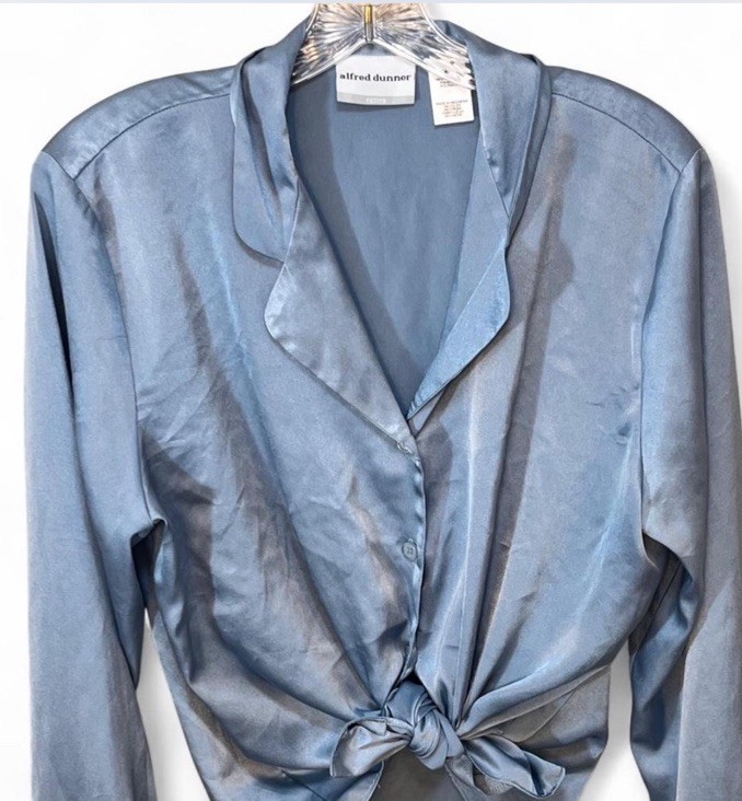 Vintage Alfred Dunner Women&rsquo;s Blue Satin Like Material Blouse Size 12 Petite